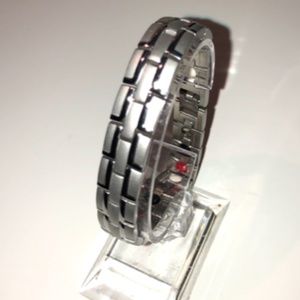 Silver & Black WEAVE SS Negative Ion Bracelet